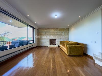 Casa de 5 alcobas en venta en Bosque De Pinos, Bogotá, 495 m² · foto 18 de 20
