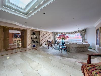 Apartamento de 4 alcobas en venta en Santa Barbara Alta, Bogotá, 420 m² · foto 10 de 20