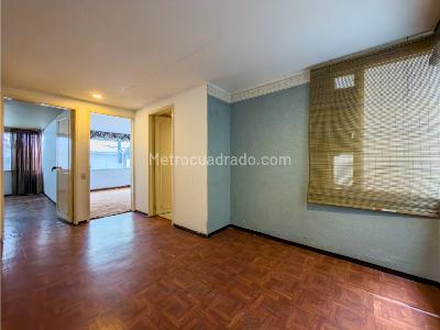 Apartamento de 3 alcobas en venta en Santa Barbara, Bogotá, 138 m² · foto 14 de 20