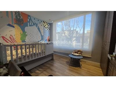 Apartamento de 3 alcobas en venta en Santa Paula, Bogotá, 145 m² · foto 2 de 6