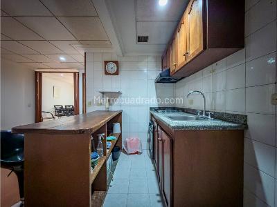 Apartaestudio en venta en Santa Paula, Bogotá, 46 m² · foto 3 de 9