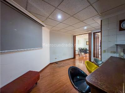 Apartaestudio en venta en Santa Paula, Bogotá, 46 m² · foto 4 de 9