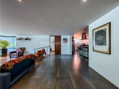 Apartamento en venta en Chico Alto, Bogotá · foto 2 de 20