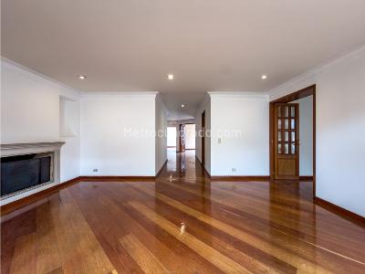 Apartamento en venta en El Refugio, Bogotá · foto 5 de 20
