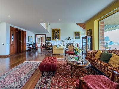Apartamento de 3 alcobas en venta en Santa Barbara, Bogotá, 438 m² · foto 3 de 20