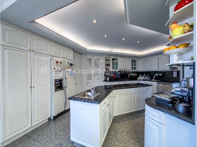 Apartamento de 3 alcobas en venta en Santa Barbara, Bogotá, 438 m² · foto 13 de 20