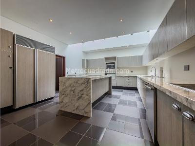 Casa de 3 alcobas en venta en Santa Ana, Bogotá, 577 m² · foto 16 de 20