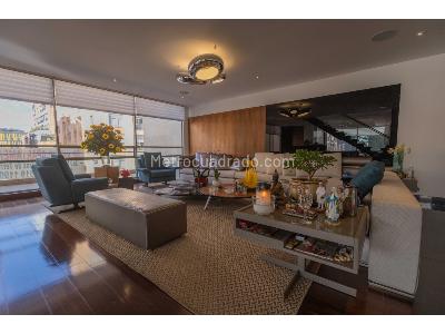 Apartamento de 3 alcobas en venta en Chico Norte, Bogotá, 380 m² · foto 1 de 20