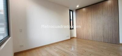 Apartaestudio en venta en Rincon Del Chico, Bogotá, 43 m² · foto 11 de 19