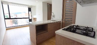 Apartaestudio en venta en Rincon Del Chico, Bogotá, 39 m² · foto 3 de 17