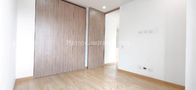 Apartaestudio en venta en Rincon Del Chico, Bogotá, 39 m² · foto 12 de 17