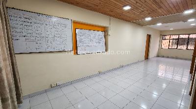 Casa de 5 alcobas en venta en El Recuerdo Teusaquillo, Bogotá, 241 m² · foto 8 de 19