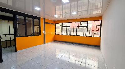 Casa de 5 alcobas en venta en El Recuerdo Teusaquillo, Bogotá, 241 m² · foto 5 de 19