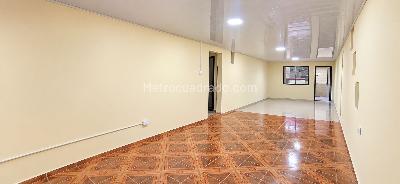 Casa de 5 alcobas en venta en El Recuerdo Teusaquillo, Bogotá, 241 m² · foto 3 de 19