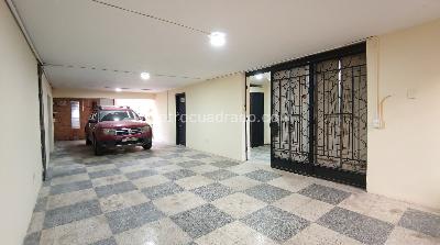 Casa de 5 alcobas en venta en El Recuerdo Teusaquillo, Bogotá, 241 m² · foto 13 de 19