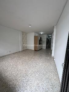 Apartamento en venta en Ciudad Modelo, Cali · foto 2 de 8