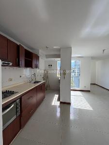 Apartamento de 2 alcobas en venta en Valle Del Lili, Cali, 57 m² · foto 3 de 16
