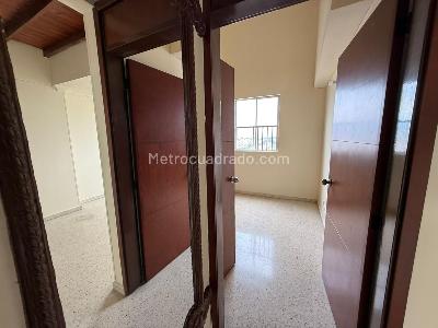 Apartamento de 3 alcobas en venta en Bosques Del Limonar, Cali, 128 m² · foto 5 de 20