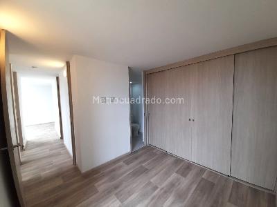 Apartamento de 3 alcobas en venta en Fontibon, Bogotá, 41 m² · foto 4 de 8
