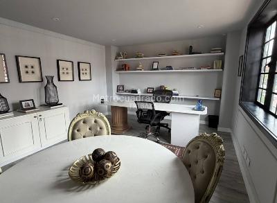 Casa de 5 alcobas en venta en Chapinero Alto, Bogotá, 250 m² · foto 5 de 11
