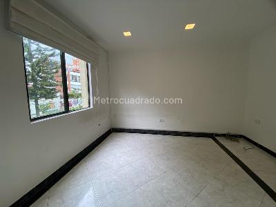 Apartamento de 5 alcobas en venta en Cedritos Capri, Bogotá, 120 m² · foto 7 de 15