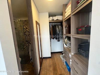 Apartamento en venta en Caobo Zalazar, Bogotá · foto 9 de 13