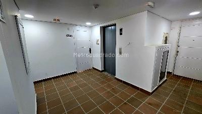 Apartamento de 1 alcoba en venta en La Catedral, Bogotá, 29 m² · foto 3 de 9