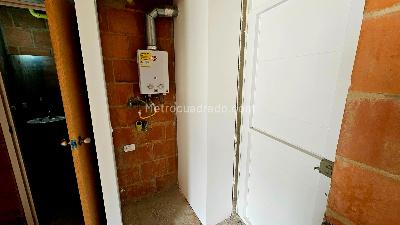 Apartamento de 1 alcoba en venta en La Catedral, Bogotá, 29 m² · foto 8 de 9