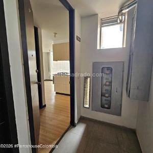 Apartamento en venta en San Antonio Norte, Bogotá · foto 4 de 16