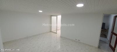 Apartamento en venta en Cedritos, Bogotá · foto 4 de 18