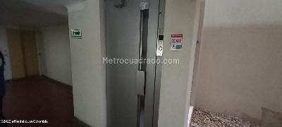 Apartamento en venta en Cedritos, Bogotá · foto 10 de 18