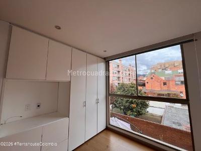 Apartamento de 1 alcoba en venta en Santa Bibiana Oriental, Bogotá, 37 m² · foto 11 de 19