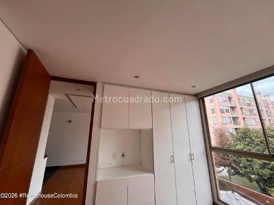 Apartamento de 1 alcoba en venta en Santa Bibiana Oriental, Bogotá, 37 m² · foto 14 de 19