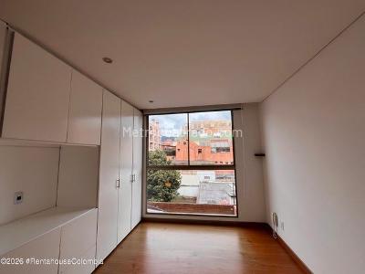 Apartamento de 1 alcoba en venta en Santa Bibiana Oriental, Bogotá, 37 m² · foto 16 de 19