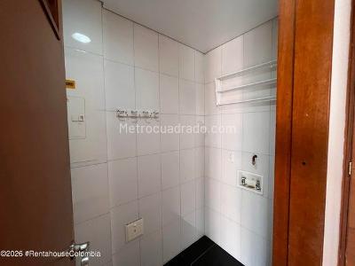 Apartamento de 1 alcoba en venta en Santa Bibiana Oriental, Bogotá, 37 m² · foto 18 de 19