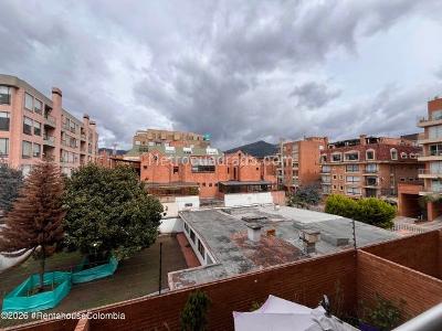 Apartamento de 1 alcoba en venta en Santa Bibiana Oriental, Bogotá, 37 m² · foto 5 de 19