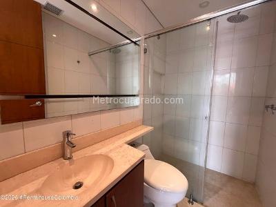 Apartamento de 1 alcoba en venta en Santa Bibiana Oriental, Bogotá, 37 m² · foto 9 de 19