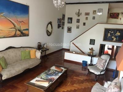 Casa de 4 alcobas en venta en Pasadena Alta, Bogotá, 245 m² · foto 5 de 15