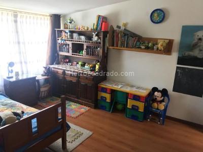 Casa de 4 alcobas en venta en Pasadena Alta, Bogotá, 245 m² · foto 6 de 15