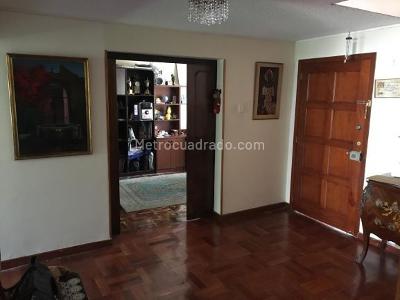 Casa de 4 alcobas en venta en Pasadena Alta, Bogotá, 245 m² · foto 8 de 15