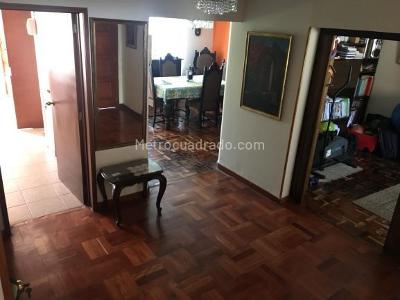 Casa de 4 alcobas en venta en Pasadena Alta, Bogotá, 245 m² · foto 10 de 15