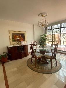 Apartamento de 3 alcobas en venta en San Patricio Santa Barbara, Bogotá, 243 m² · foto 6 de 19