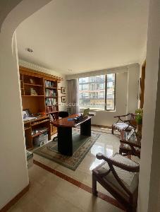 Apartamento de 3 alcobas en venta en San Patricio Santa Barbara, Bogotá, 243 m² · foto 10 de 19