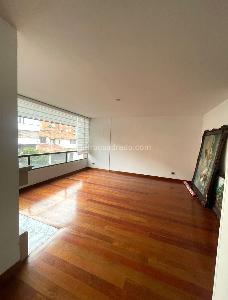 Apartamento de 3 alcobas en venta en Chico San Patricio, Bogotá, 174 m² · foto 18 de 20