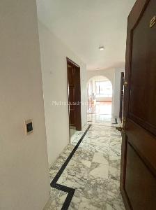 Apartamento de 3 alcobas en venta en Chico San Patricio, Bogotá, 174 m² · foto 2 de 20