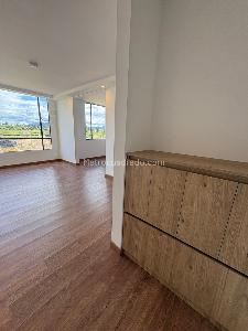 Apartamento de 2 alcobas en venta en Br Manoa, Cajicá, 58 m² · foto 2 de 16