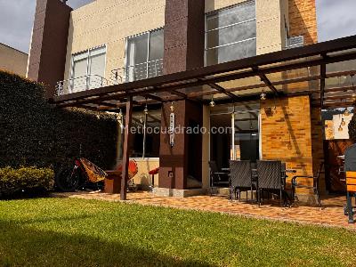 Casa de 3 alcobas en venta en Codominio Vennto, Chía, 220 m² · foto 3 de 19