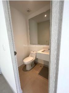 Apartamento de 3 alcobas en arriendo en Castropol, Medellín, 82 m² · foto 7 de 20