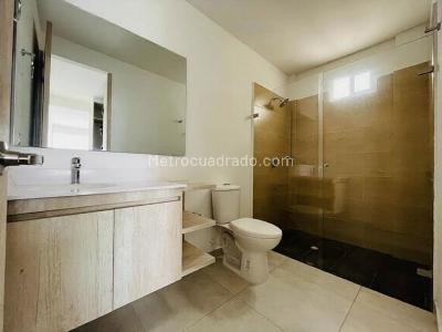 Apartamento de 3 alcobas en venta en La Samaria, Ibagué, 114 m² · foto 6 de 8