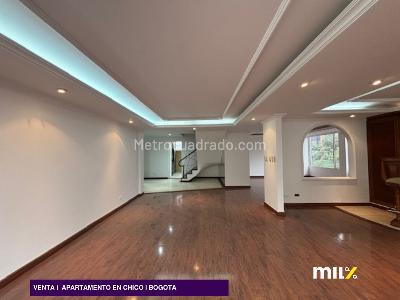 Apartamento de 3 alcobas en venta en Chico, Bogotá, 215 m² · foto 3 de 14